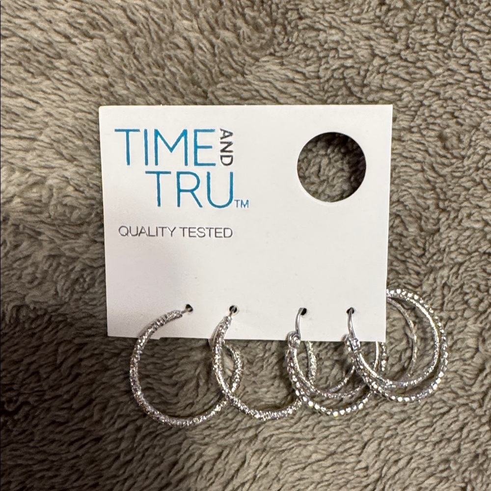 Time and Tru Silver Hoop Earrings